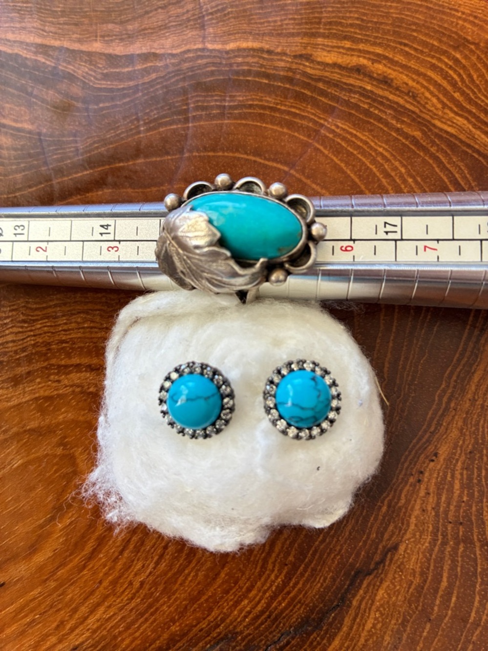 Turquoise Cabochon Ring and Stud Earrings Set Vintage - Picture 2 of 4